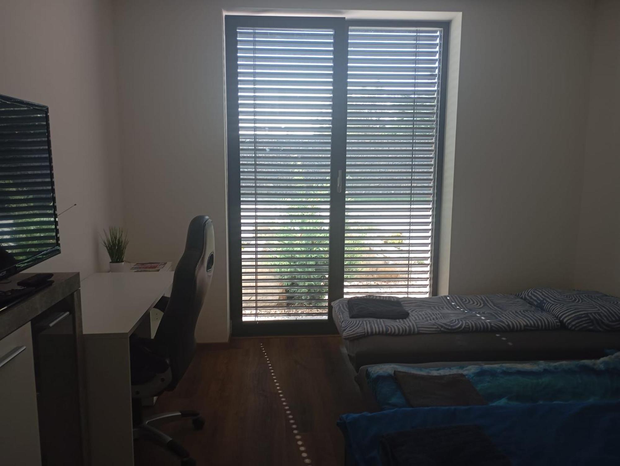 Moderni Pokoj S Parkovanim Zdarma Brno Bagian luar foto